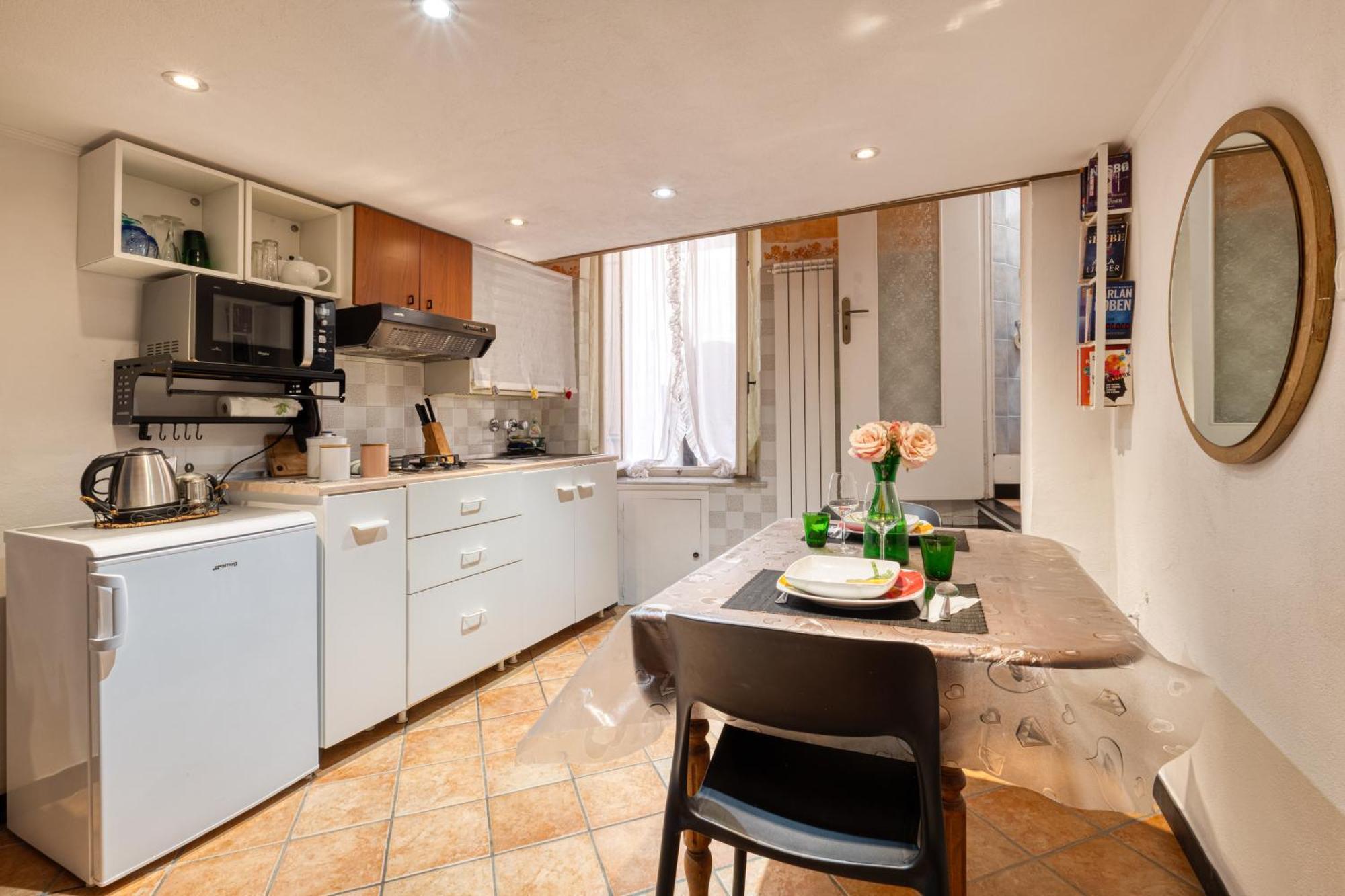 Mini Accommodation In Sanremo Liguria Luaran gambar